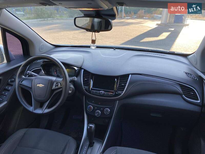 Внедорожник / Кроссовер Chevrolet Trax 2018 в Николаеве