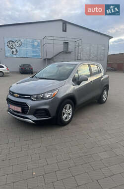 Внедорожник / Кроссовер Chevrolet Trax 2020 в Владимире