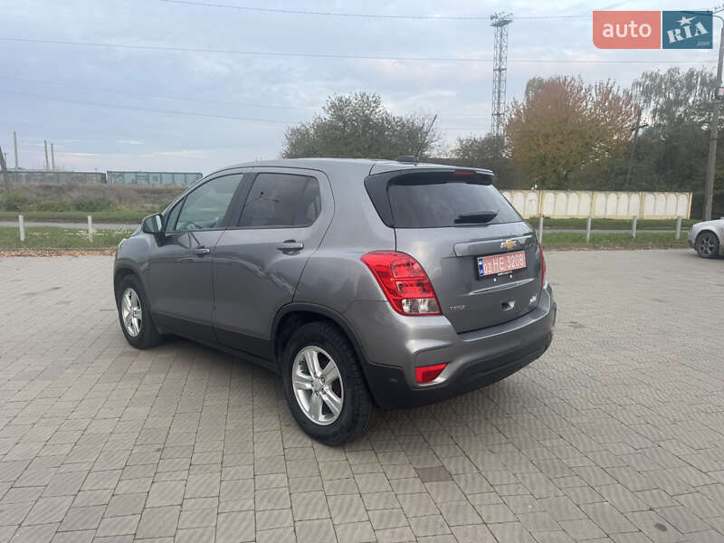 Позашляховик / Кросовер Chevrolet Trax 2020 в Володимирі фото 14 Позашляховик / Кросовер Chevrolet Trax 2020 в Володимирі