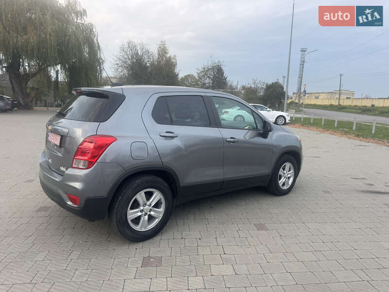 Позашляховик / Кросовер Chevrolet Trax 2020 в Володимирі фото 24 Позашляховик / Кросовер Chevrolet Trax 2020 в Володимирі