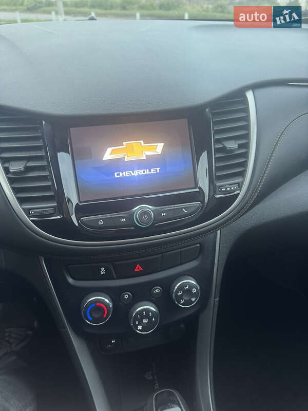 Позашляховик / Кросовер Chevrolet Trax 2020 в Володимирі фото 33 Позашляховик / Кросовер Chevrolet Trax 2020 в Володимирі