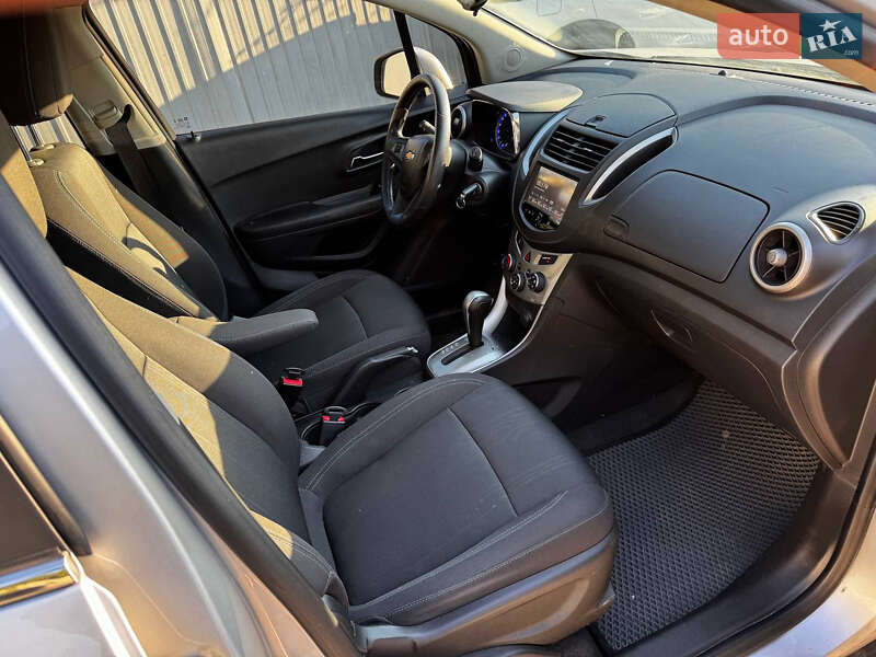 Позашляховик / Кросовер Chevrolet Trax 2016 в Дніпрі фото 13 Позашляховик / Кросовер Chevrolet Trax 2016 в Дніпрі