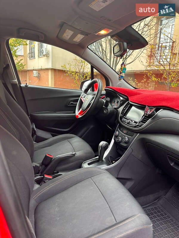 Внедорожник / Кроссовер Chevrolet Trax 2017 в Одессе фото 10 Внедорожник / Кроссовер Chevrolet Trax 2017 в Одессе