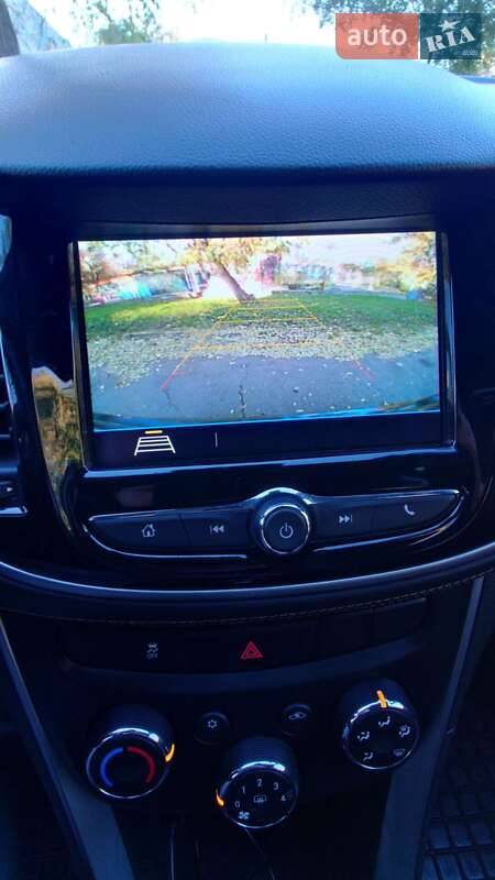 Внедорожник / Кроссовер Chevrolet Trax 2018 в Одессе