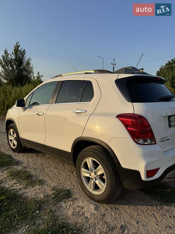 Внедорожник / Кроссовер Chevrolet Trax 2018 в Киеве фото 4 Внедорожник / Кроссовер Chevrolet Trax 2018 в Киеве
