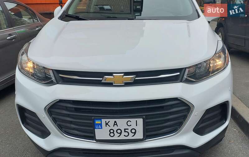 Внедорожник / Кроссовер Chevrolet Trax 2017 в Киеве