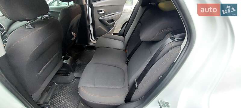 Внедорожник / Кроссовер Chevrolet Trax 2017 в Киеве