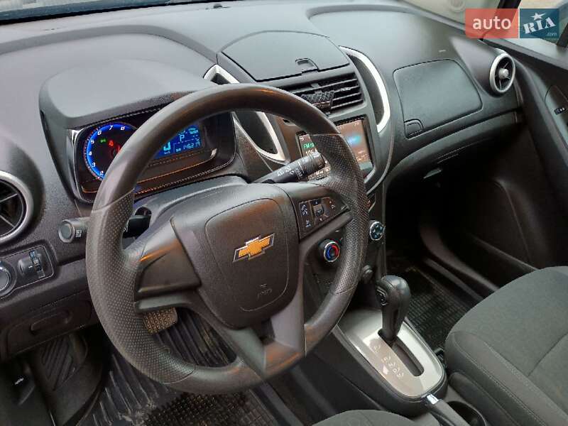 Внедорожник / Кроссовер Chevrolet Trax 2016 в Лубнах