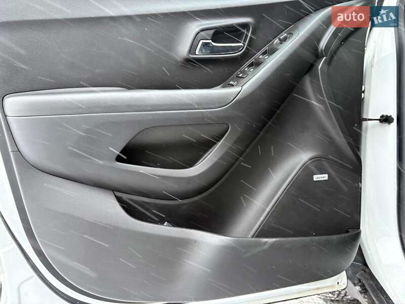 Позашляховик / Кросовер Chevrolet Trax 2016 в Львові фото 14 Позашляховик / Кросовер Chevrolet Trax 2016 в Львові