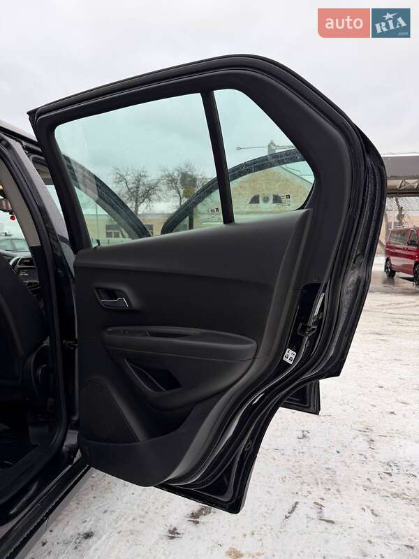 Внедорожник / Кроссовер Chevrolet Trax 2016 в Лубнах