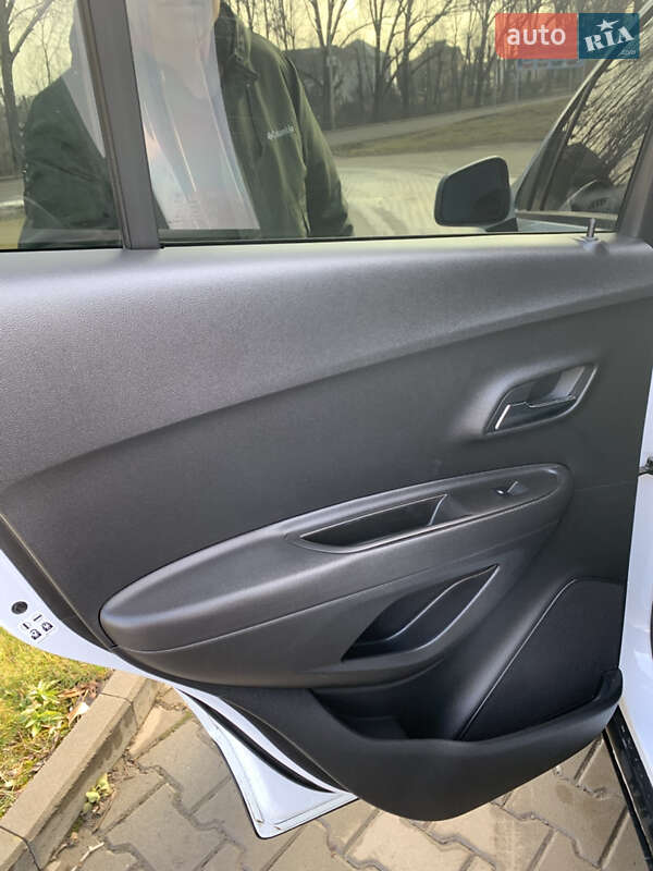 Позашляховик / Кросовер Chevrolet Trax 2017 в Кіцмані