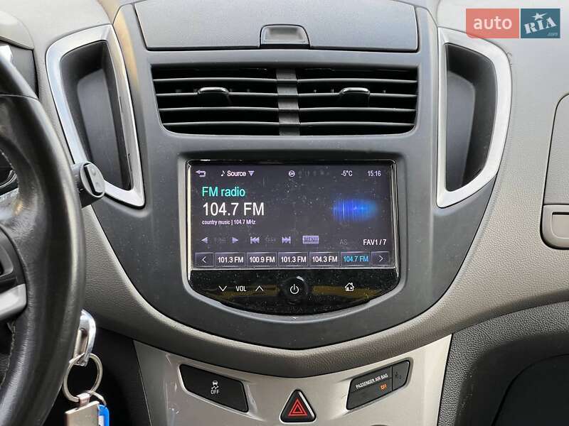 Внедорожник / Кроссовер Chevrolet Trax 2016 в Ивано-Франковске фото 16 Внедорожник / Кроссовер Chevrolet Trax 2016 в Ивано-Франковске