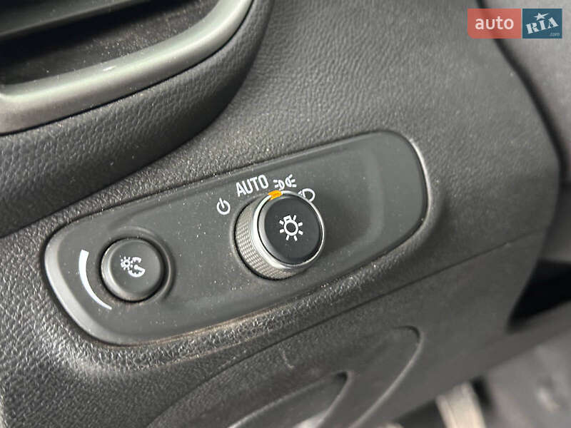 Внедорожник / Кроссовер Chevrolet Trax 2017 в Одессе