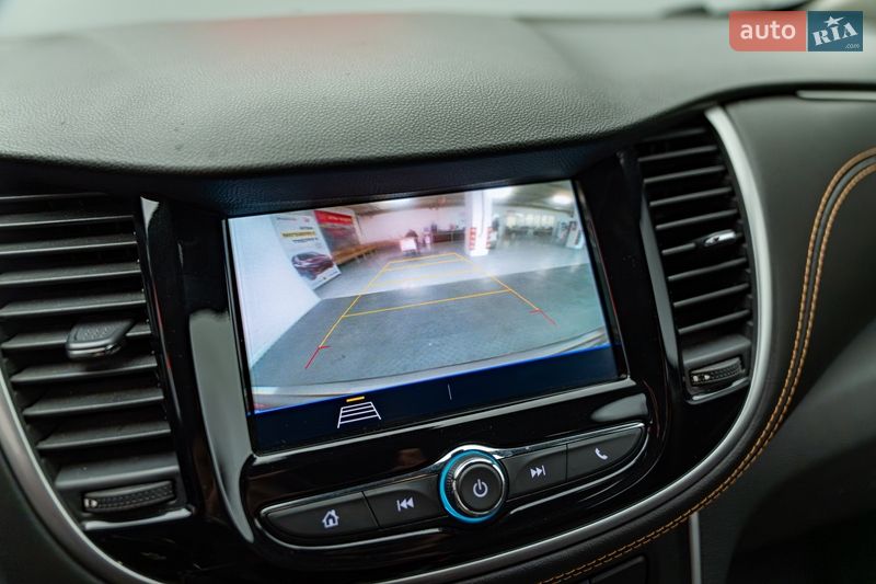 Внедорожник / Кроссовер Chevrolet Trax 2020 в Киеве