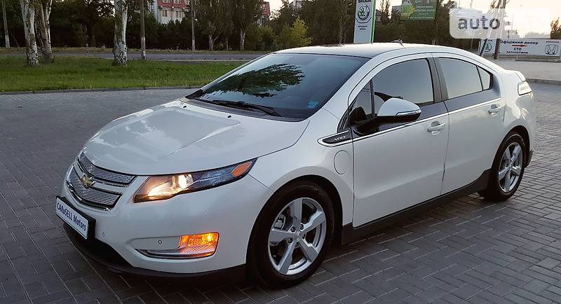 Хэтчбек Chevrolet Volt 2012 в Киеве