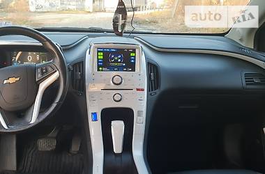 Лифтбек Chevrolet Volt 2015 в Кривом Роге