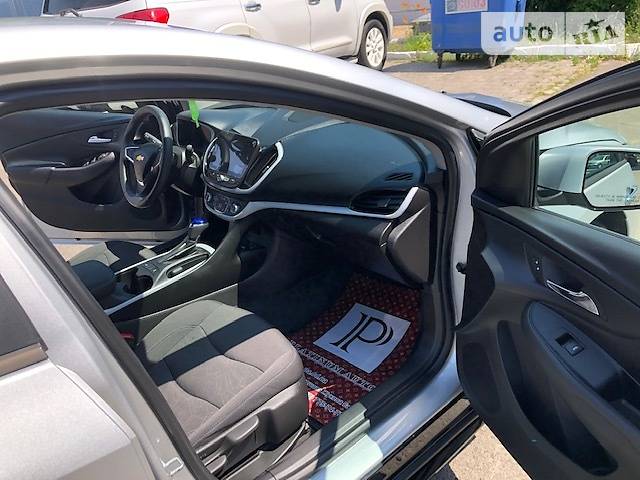 Седан Chevrolet Volt 2017 в Одесі