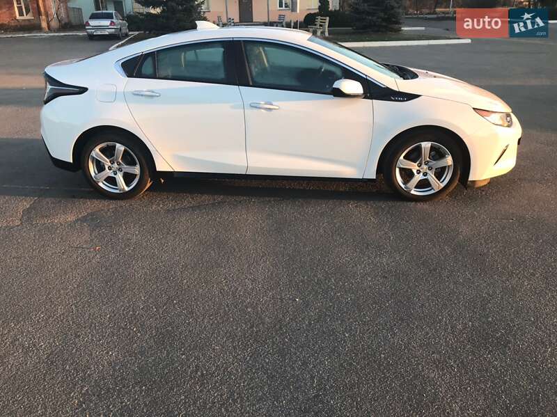 Хэтчбек Chevrolet Volt 2016 в Харькове
