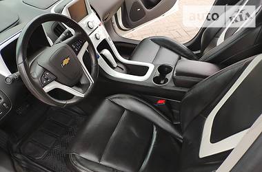 Седан Chevrolet Volt 2011 в Киеве