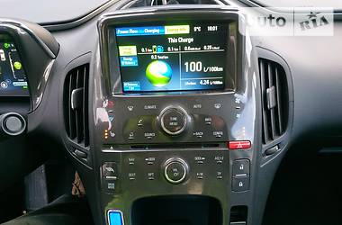 Ліфтбек Chevrolet Volt 2014 в 