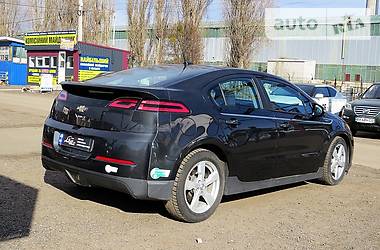 Седан Chevrolet Volt 2013 в 