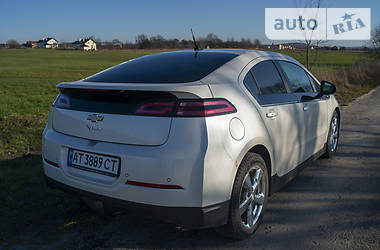 Лифтбек Chevrolet Volt 2013 в Киеве