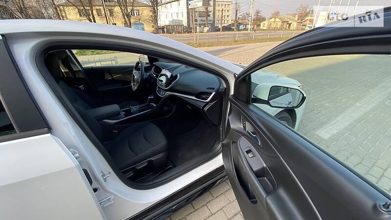 Хетчбек Chevrolet Volt 2018 в Києві