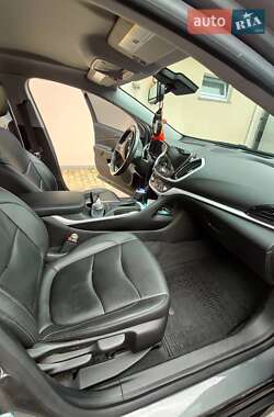Хэтчбек Chevrolet Volt 2016 в Черкассах