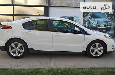 Хэтчбек Chevrolet Volt 2014 в Киеве