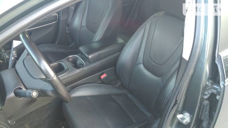 Хэтчбек Chevrolet Volt 2012 в Киеве