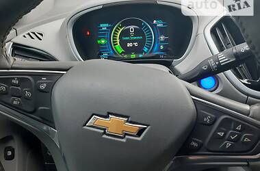 Ліфтбек Chevrolet Volt 2015 в Львові