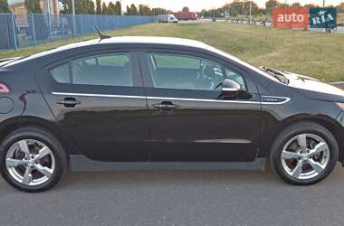 Лифтбек Chevrolet Volt 2013 в Киеве