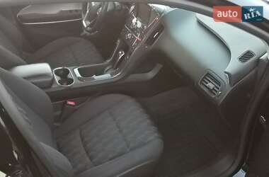 Лифтбек Chevrolet Volt 2013 в Киеве