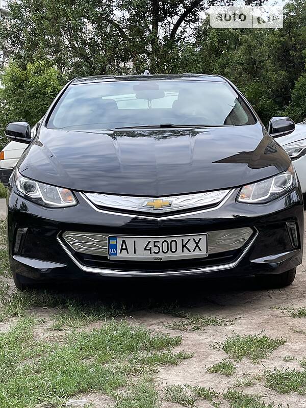 Хэтчбек Chevrolet Volt 2017 в Киеве