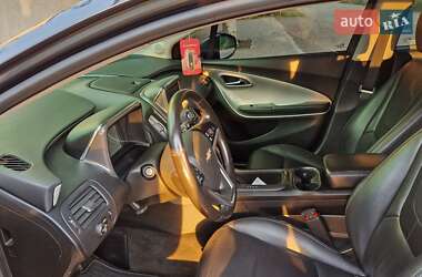 Седан Chevrolet Volt 2015 в 
