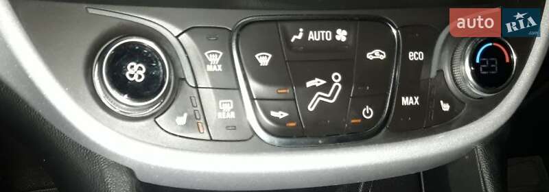 Хетчбек Chevrolet Volt 2016 в Дніпрі фото 8 Хетчбек Chevrolet Volt 2016 в Дніпрі