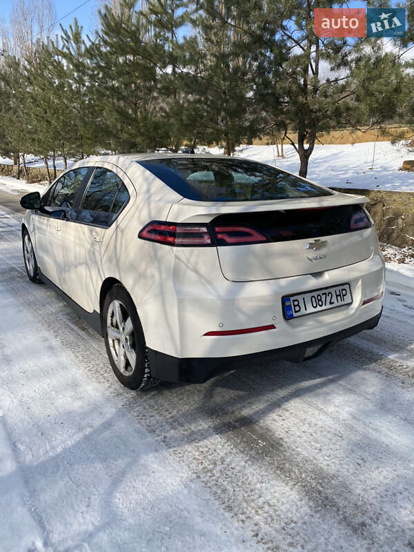 Лифтбек Chevrolet Volt 2013 в Кременчуге фото 3 Лифтбек Chevrolet Volt 2013 в Кременчуге