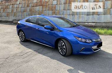 Хэтчбек Chevrolet Volt 2016 в 