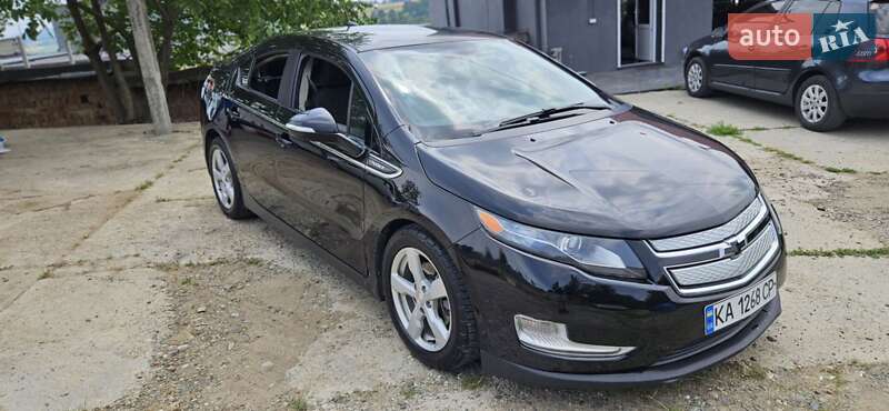 Хэтчбек Chevrolet Volt 2013 в Черновцах