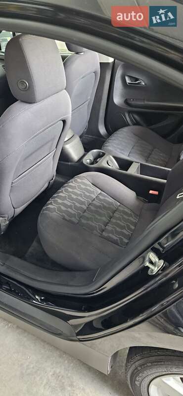 Хэтчбек Chevrolet Volt 2013 в Черновцах