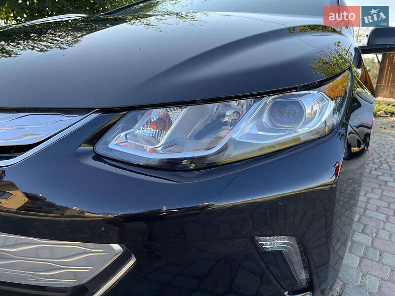 Хетчбек Chevrolet Volt 2017 в Чернівцях