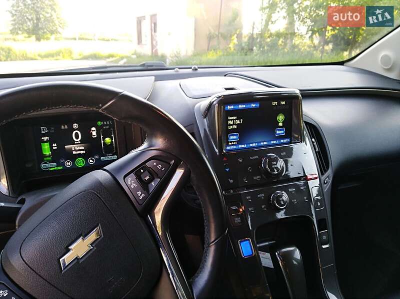 Хэтчбек Chevrolet Volt 2012 в Львове