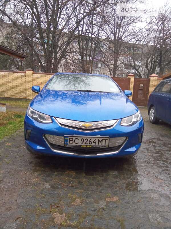 Хетчбек Chevrolet Volt 2016 в Львові
