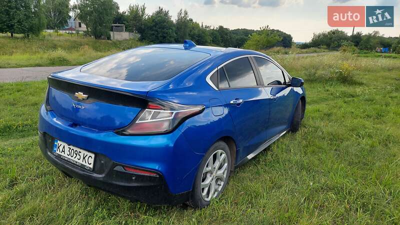 Хетчбек Chevrolet Volt 2017 в Сумах