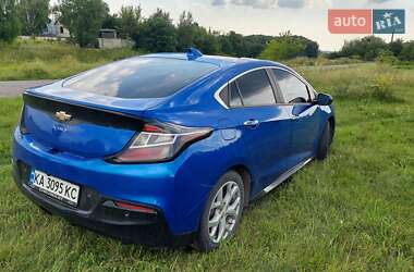 Хэтчбек Chevrolet Volt 2017 в Сумах