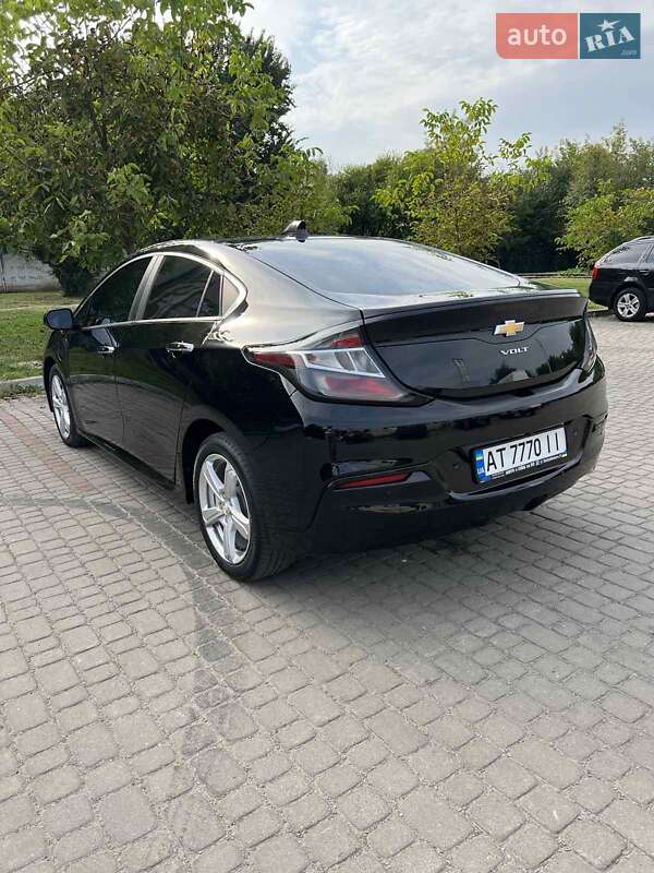 Хэтчбек Chevrolet Volt 2016 в Ивано-Франковске