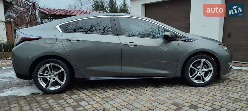 Хэтчбек Chevrolet Volt 2017 в Коломые