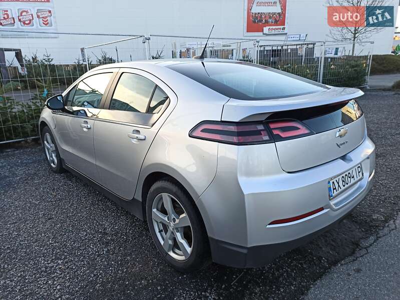 Хэтчбек Chevrolet Volt 2013 в Мукачево