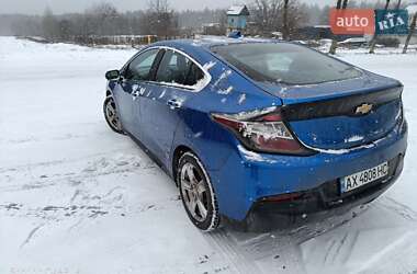 Хэтчбек Chevrolet Volt 2017 в Киеве