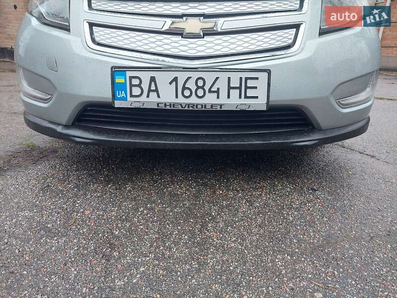 Хэтчбек Chevrolet Volt 2011 в Кропивницком